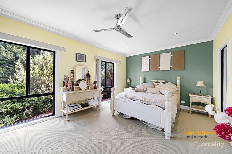 Photo - 13 Carney Court, Beveridge VIC 3753 - Image 7