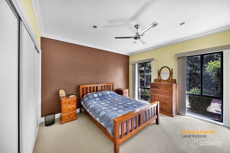 Photo - 13 Carney Court, Beveridge VIC 3753 - Image 8