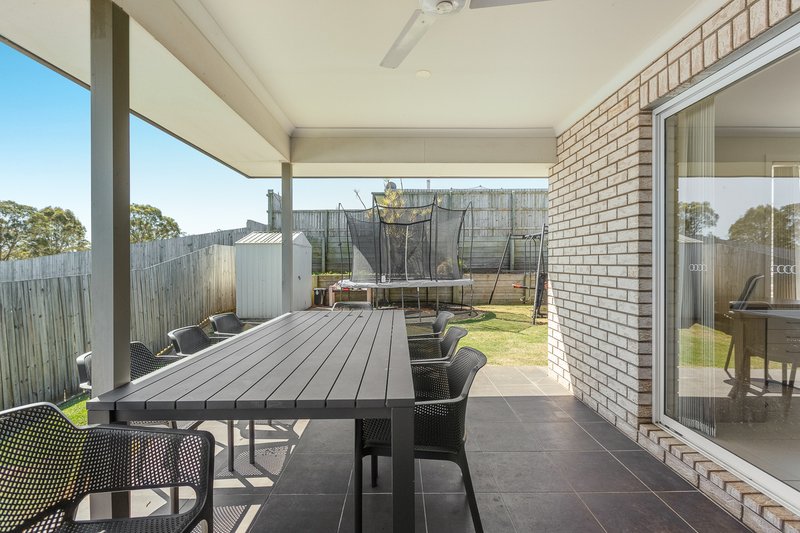 Photo - 13 Cassidy Terrace, Mount Kynoch QLD 4350 - Image 12