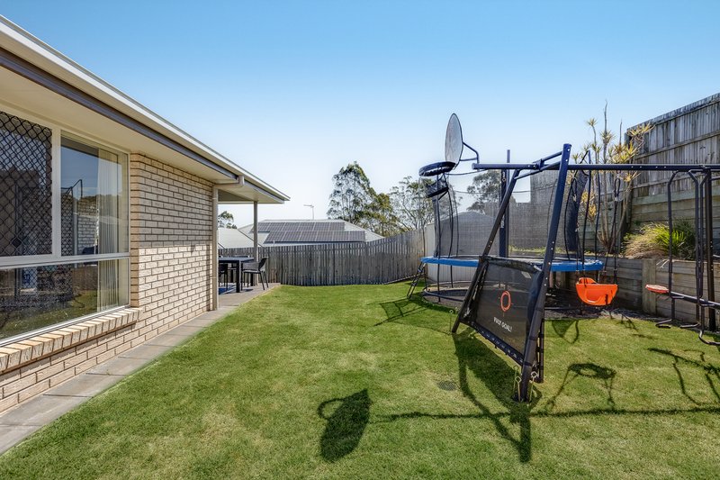 Photo - 13 Cassidy Terrace, Mount Kynoch QLD 4350 - Image 13