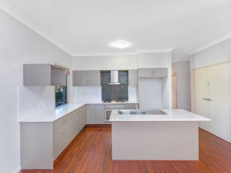 Photo - 1/3 Castello Court, Varsity Lakes QLD 4227 - Image 2