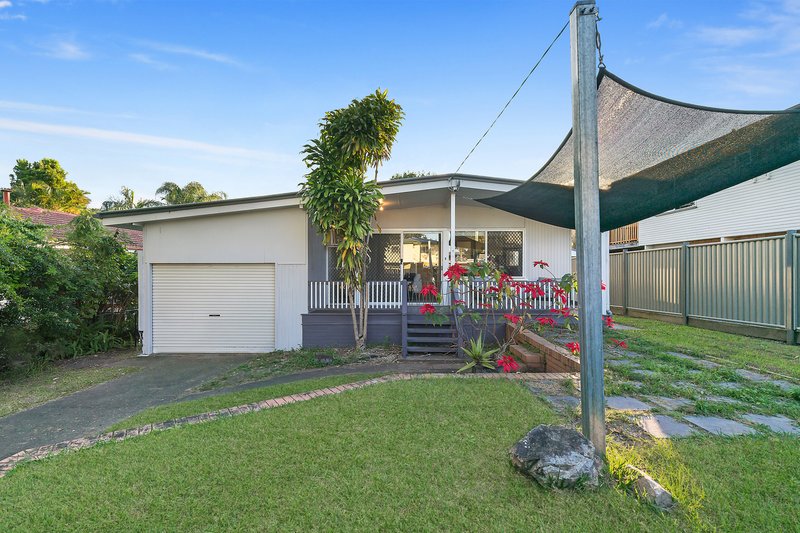 Photo - 13 Casula Street, Arana Hills QLD 4054 - Image 10