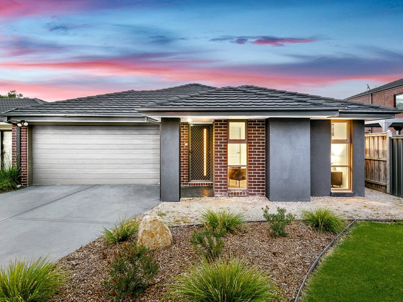 Photo - 13 Caversham Drive, Pakenham VIC 3810 - Image 1