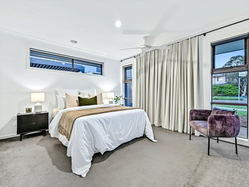 Photo - 13 Caversham Drive, Pakenham VIC 3810 - Image 12