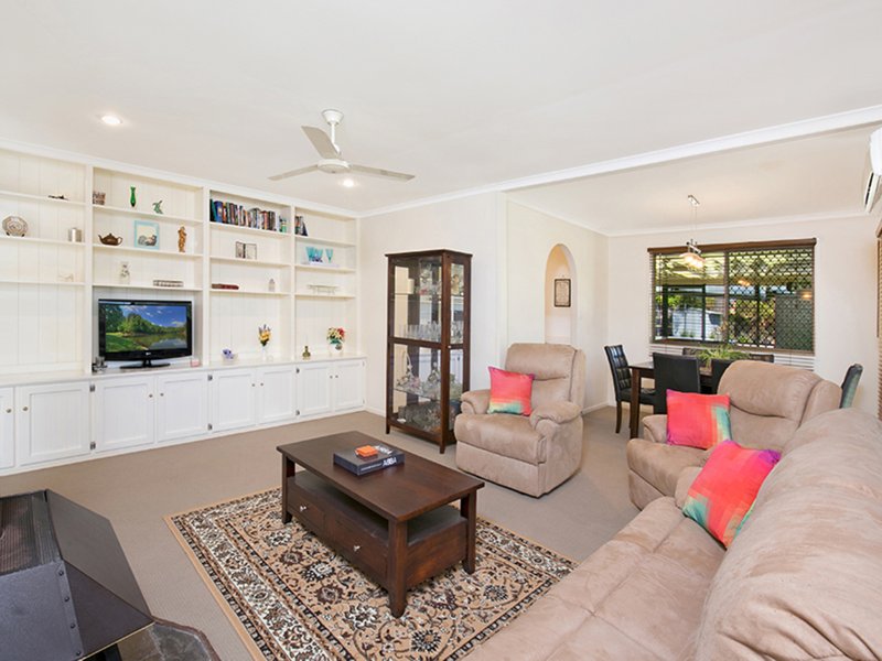 Photo - 13 Celandine Street, Shailer Park QLD 4128 - Image 5