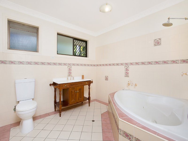 Photo - 13 Celandine Street, Shailer Park QLD 4128 - Image 8