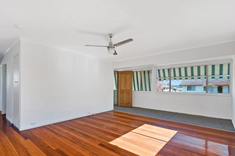 Photo - 13 Celtis Street, Acacia Ridge QLD 4110 - Image 2