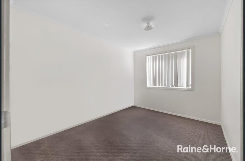 Photo - 13 Centenary Circuit, Andrews Farm SA 5114 - Image 7