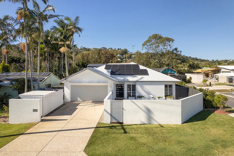 Photo - 13 Centenary Heights Road, Coolum Beach QLD 4573 - Image 4
