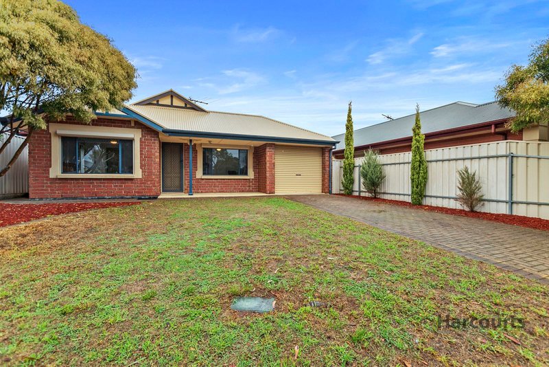 Photo - 13 Chamberlain Drive, Christie Downs SA 5164 - Image 2