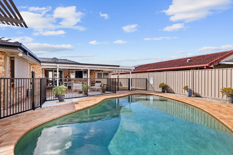 Photo - 13 Champagne Crescent, Thornlands QLD 4164 - Image 14
