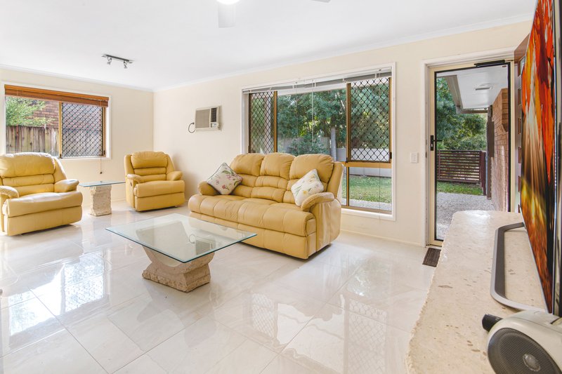 Photo - 1/3 Chaplin Crescent, Oxenford QLD 4210 - Image 3