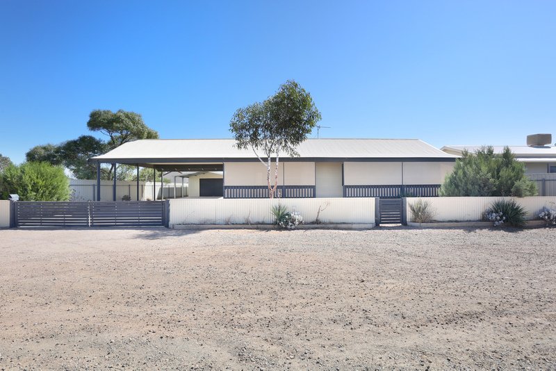 Photo - 13 Chapman Road, Moonta Bay SA 5558 - Image 3