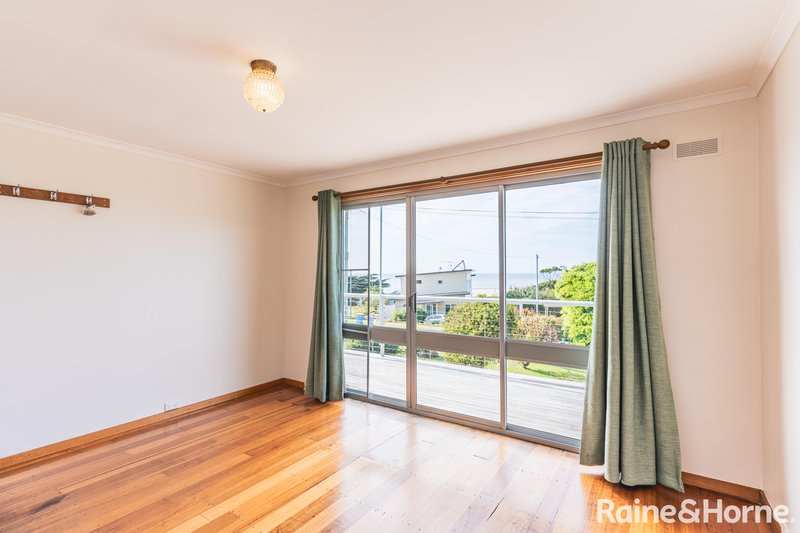 Photo - 13 Charles Street, Beaumaris TAS 7215 - Image 7