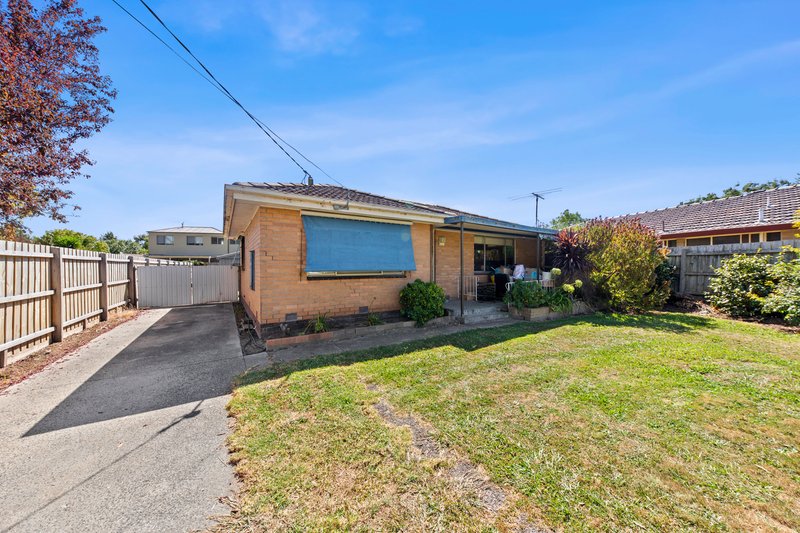 Photo - 13 Charles Street, Pakenham VIC 3810 - Image 2