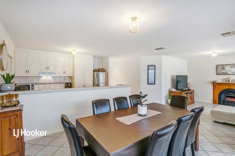 Photo - 13 Chatswood Grove, Golden Grove SA 5125 - Image 6