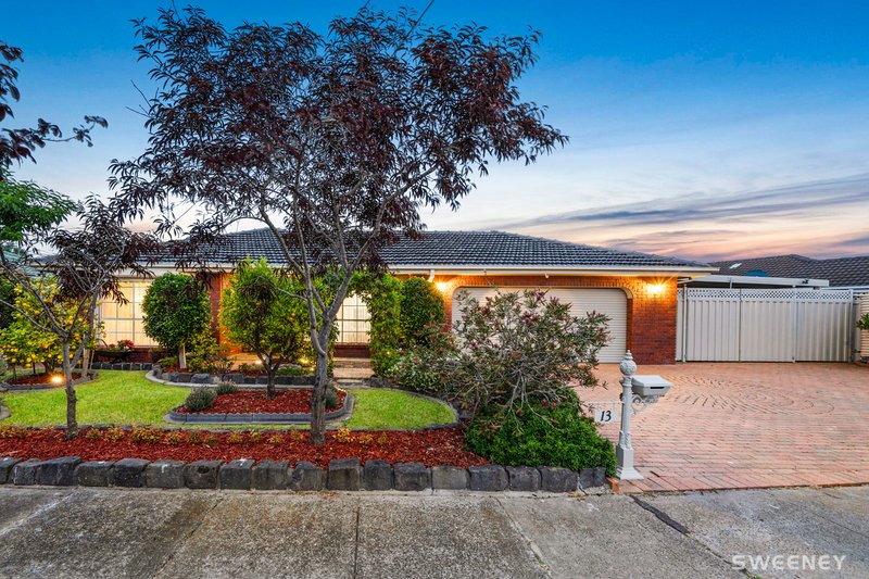 13 Cheasley Place, Altona Meadows VIC 3028