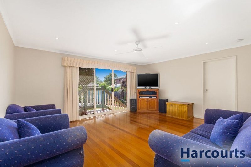 Photo - 13 Chequers Close, Wantirna VIC 3152 - Image 7