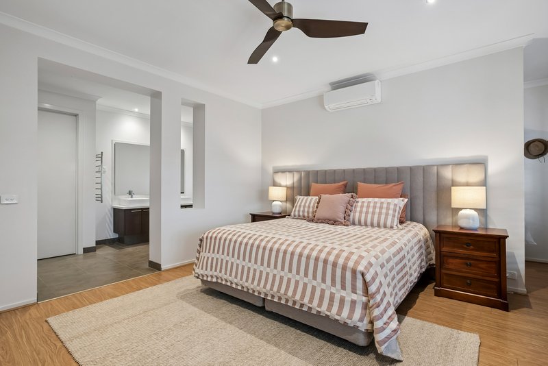 Photo - 13 Childe Harold Road, Gisborne VIC 3437 - Image 12