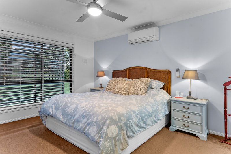 Photo - 13 Chilton Crescent, North Lakes QLD 4509 - Image 12