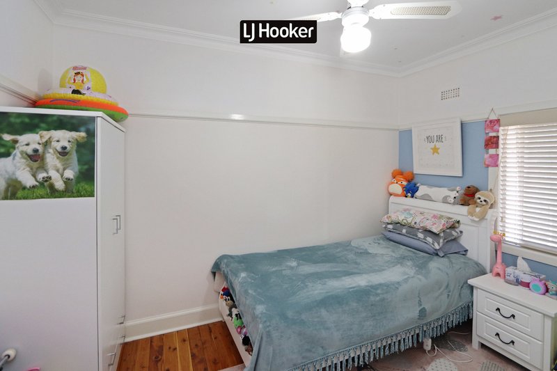 Photo - 13 Chisholm Street, Inverell NSW 2360 - Image 8