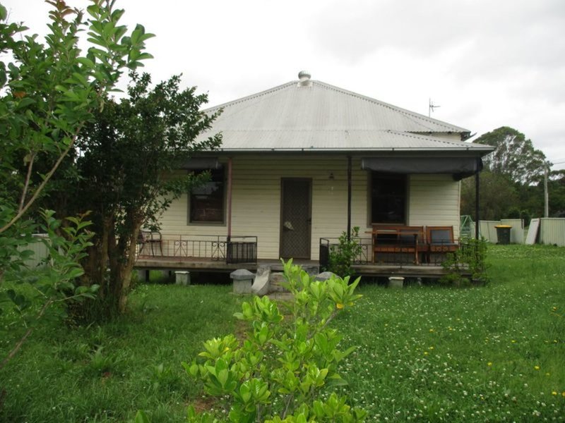 13 Church Street, Weston NSW 2326