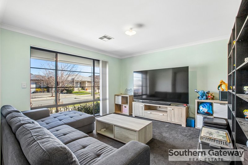 Photo - 13 Churchyard Avenue, Wellard WA 6170 - Image 3