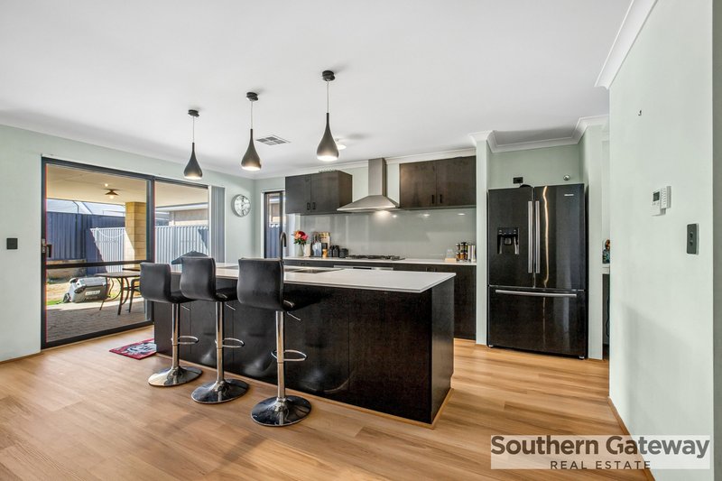 Photo - 13 Churchyard Avenue, Wellard WA 6170 - Image 8