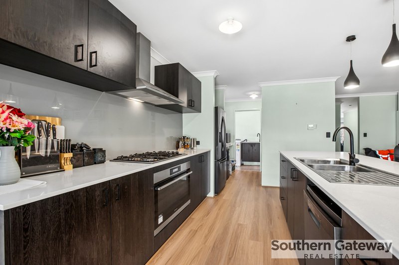 Photo - 13 Churchyard Avenue, Wellard WA 6170 - Image 10