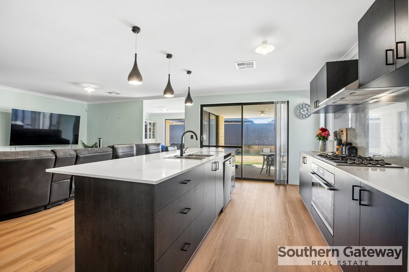 Photo - 13 Churchyard Avenue, Wellard WA 6170 - Image 12