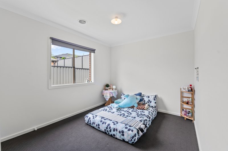 Photo - 13 Clanedin Avenue, Mernda VIC 3754 - Image 8