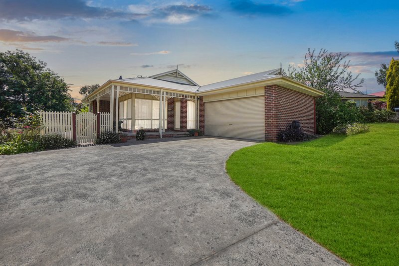 13 Clearview Court, Garfield VIC 3814