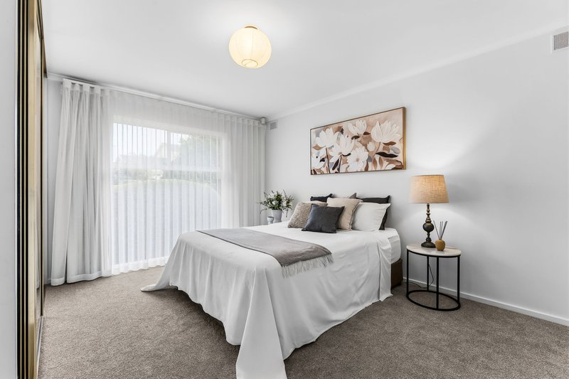 Photo - 13 Clearview Terrace, Flagstaff Hill SA 5159 - Image 17