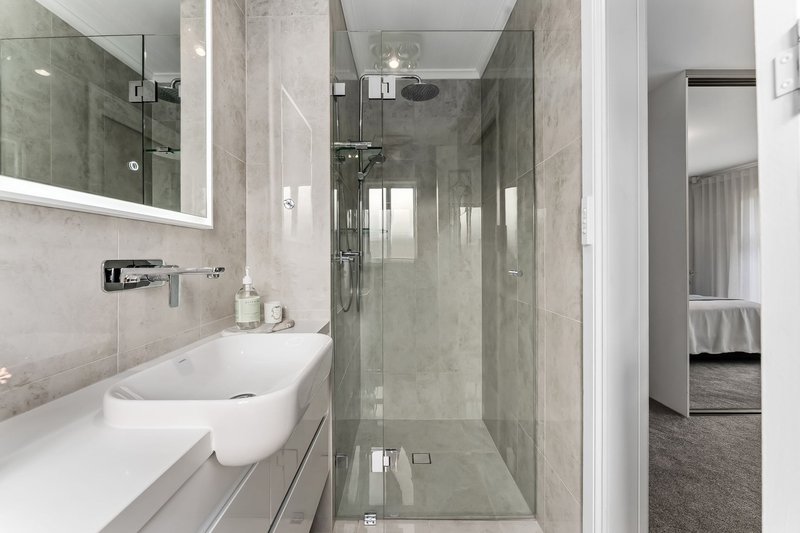 Photo - 13 Clearview Terrace, Flagstaff Hill SA 5159 - Image 18