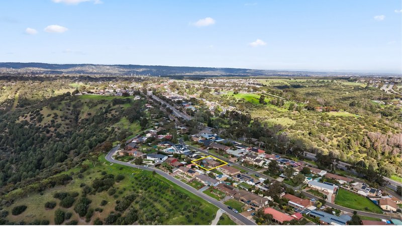 Photo - 13 Clearview Terrace, Flagstaff Hill SA 5159 - Image 30