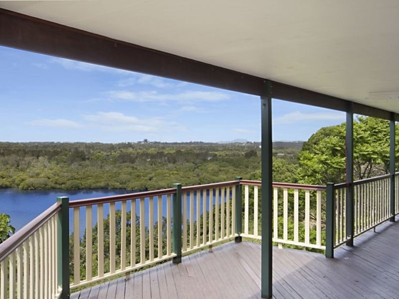 Photo - 13 Clifford Crescent, Banora Point NSW 2486 - Image 5