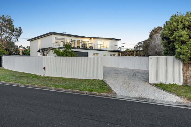Photo - 13 Clifton Court, Somers VIC 3927 - Image 1