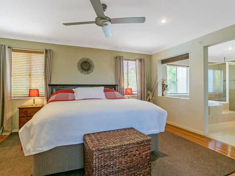 Photo - 13 Cobb Court, Mudgeeraba QLD 4213 - Image 5