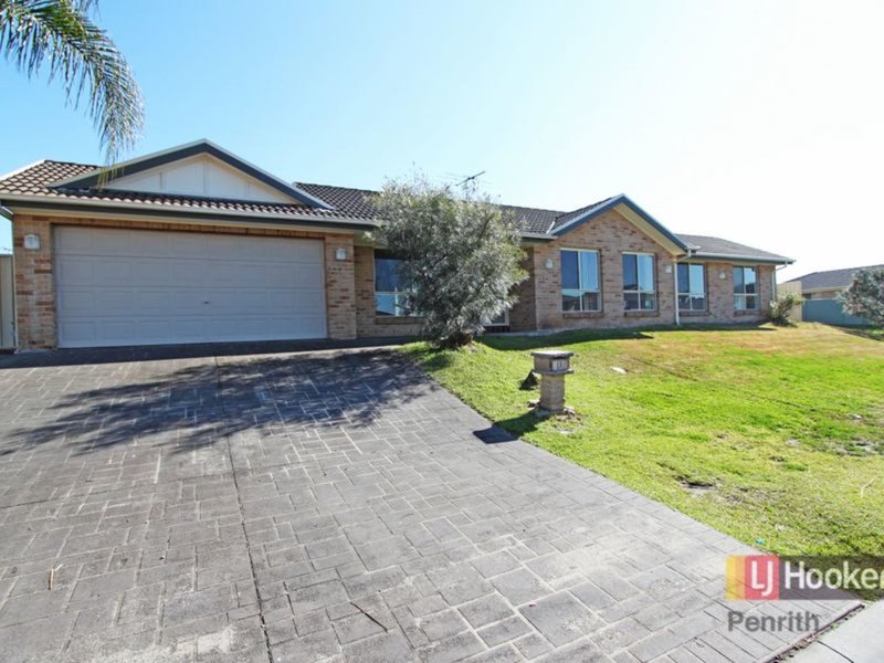 13 Coco Drive, Glenmore Park NSW 2745