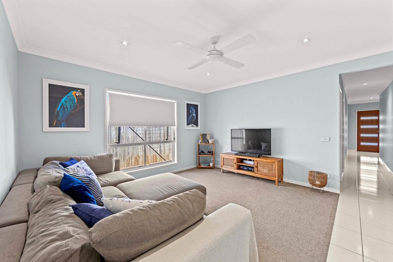 Photo - 13 Collie Crescent, Ormeau Hills QLD 4208 - Image 4