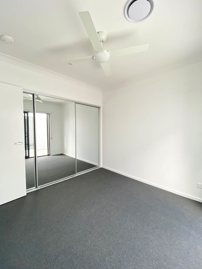 Photo - 13 Collins Street, Joyner QLD 4500 - Image 12