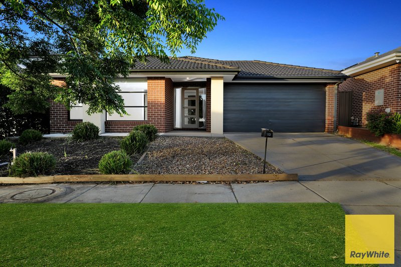 13 Coltan Avenue, Cobblebank VIC 3338