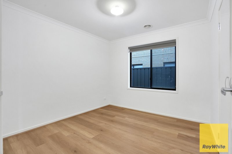 Photo - 13 Coltan Avenue, Cobblebank VIC 3338 - Image 7