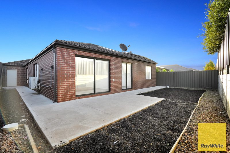 Photo - 13 Coltan Avenue, Cobblebank VIC 3338 - Image 13