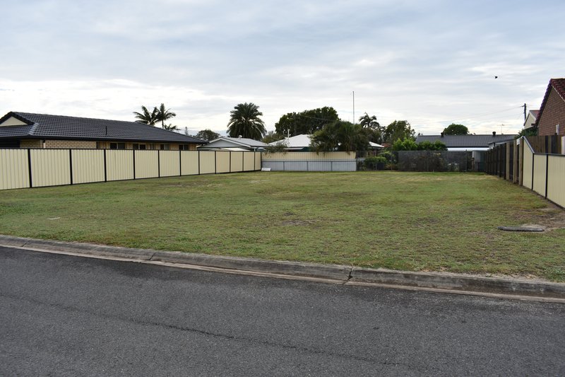 Photo - 13 Columbia Drive, Beachmere QLD 4510 - Image 1