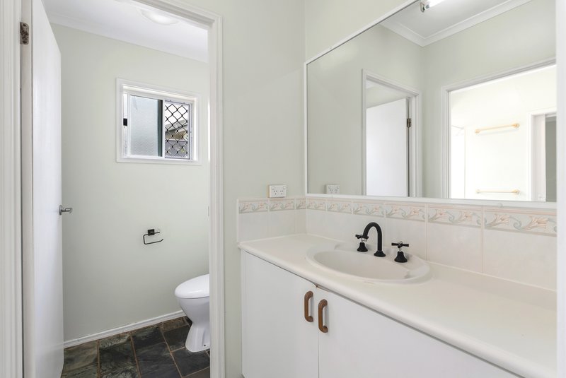 Photo - 13 Compton Court, Bentley Park QLD 4869 - Image 11