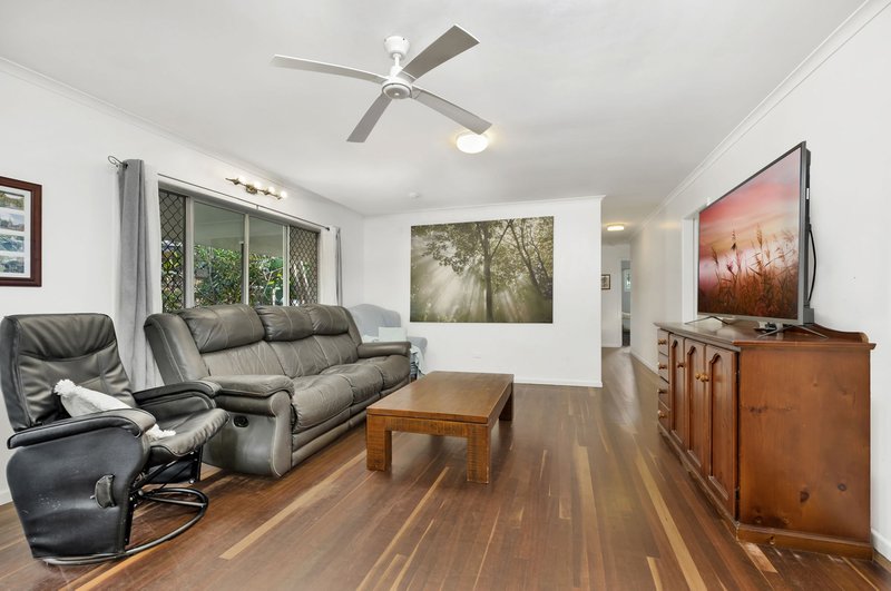 Photo - 13 Conrad Crt , Nambour QLD 4560 - Image 5