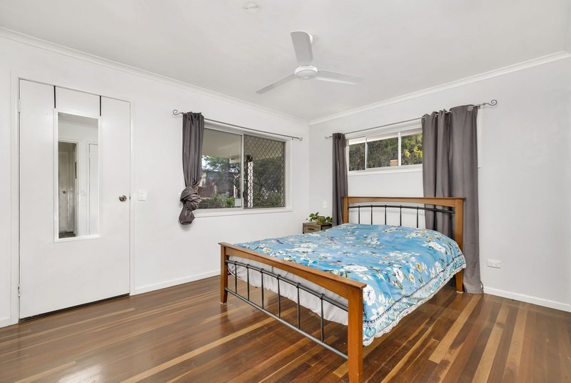 Photo - 13 Conrad Crt , Nambour QLD 4560 - Image 10