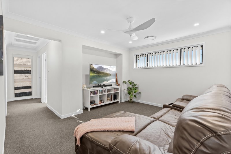 Photo - 13 Convoy Street, Jordan Springs NSW 2747 - Image 7