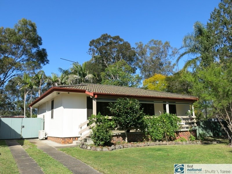 13 Cook Place, Taree NSW 2430